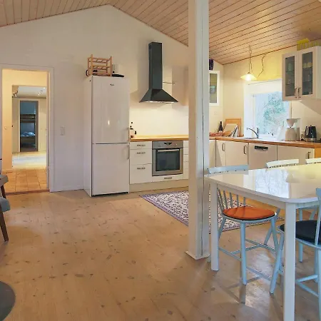 8 Person Holiday In *